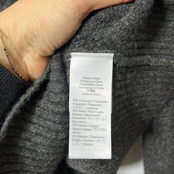 J Crew Charcoal Alpaca Wool Blend Cable Knit Ball Detail Sweater XL - Picture 4 of 5